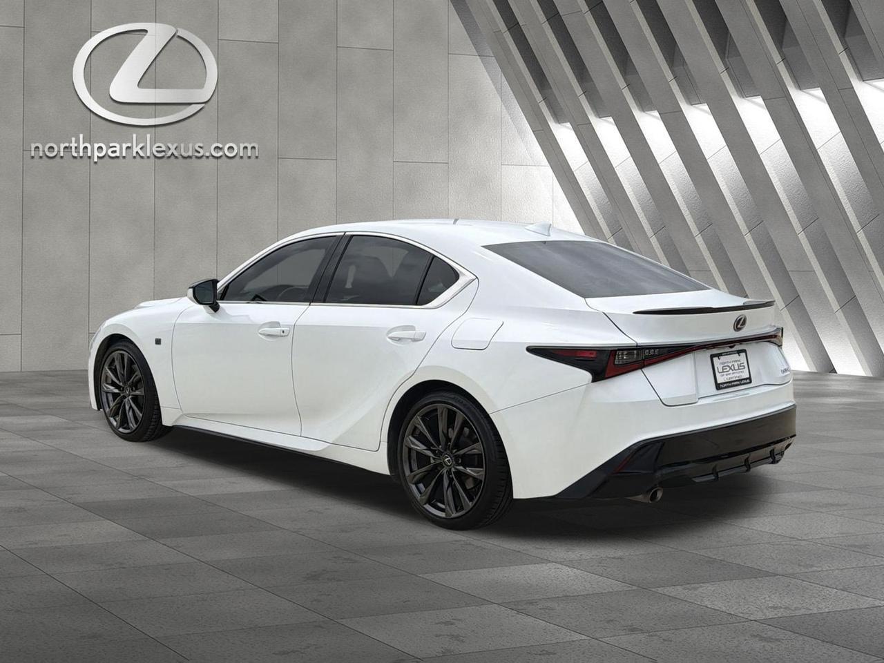 2023 Lexus IS 350 F SPORT Design