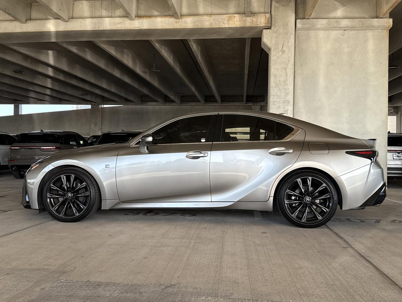 2023 Lexus IS