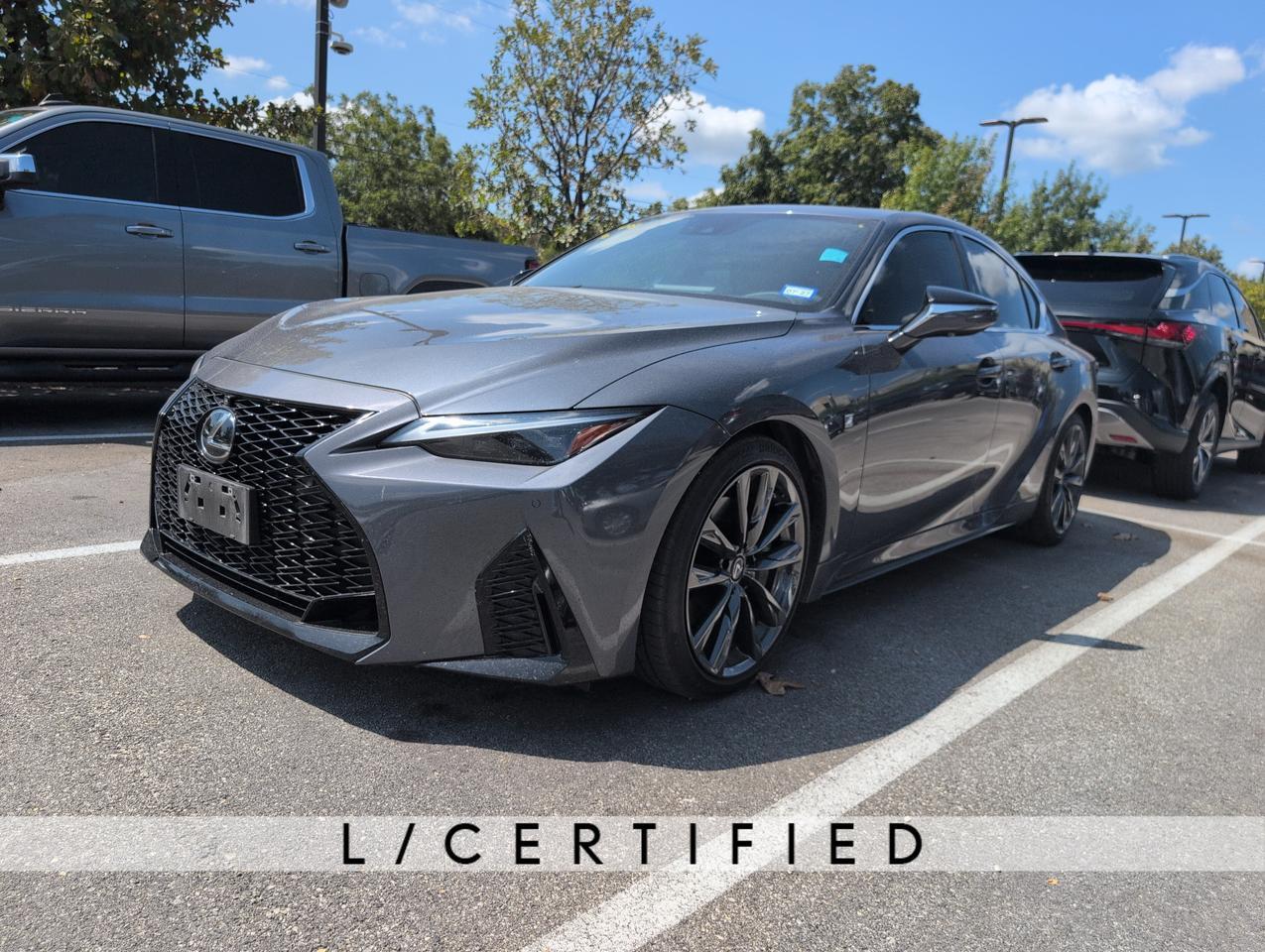 2023 Lexus IS