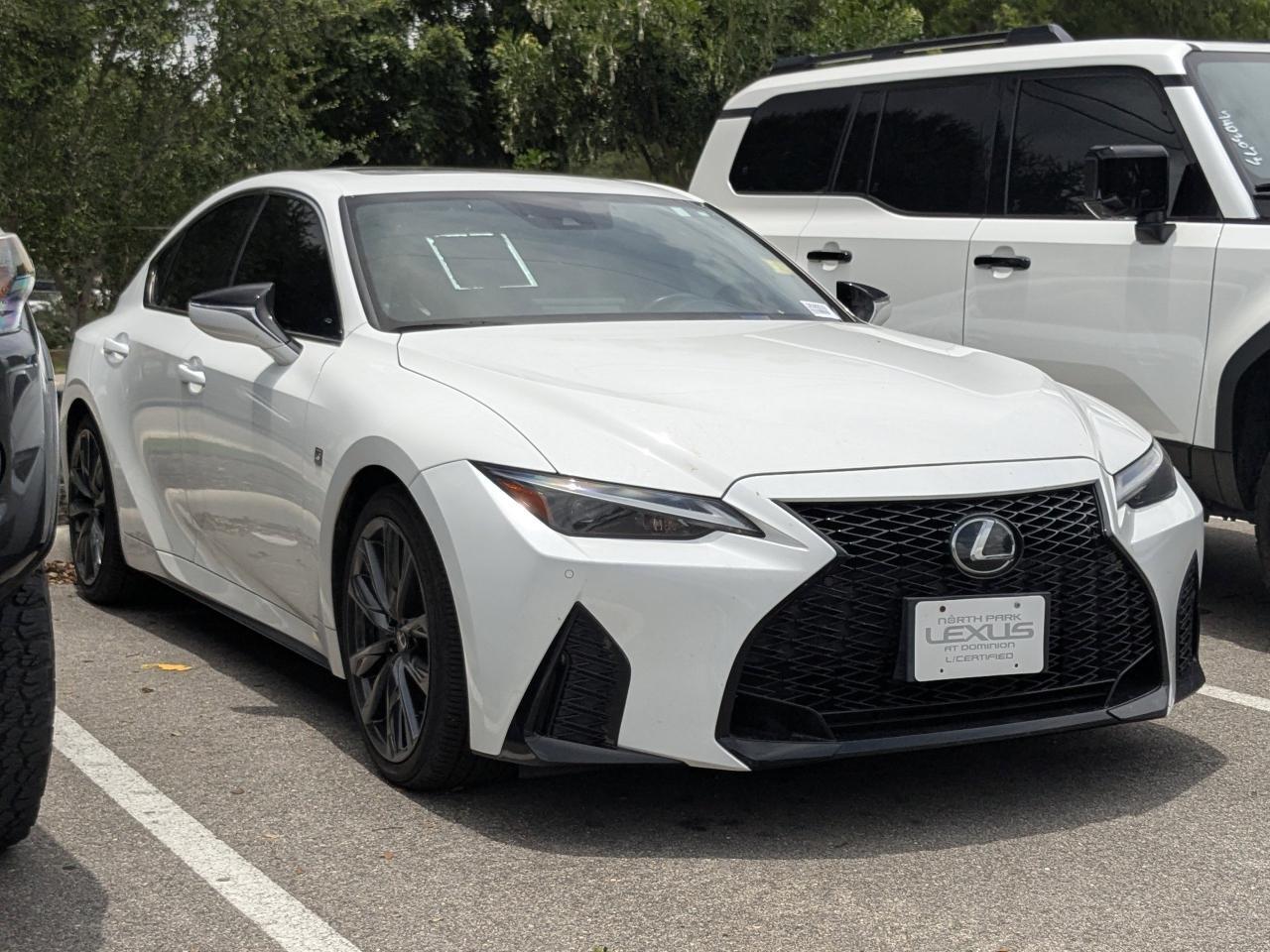 2023 Lexus IS