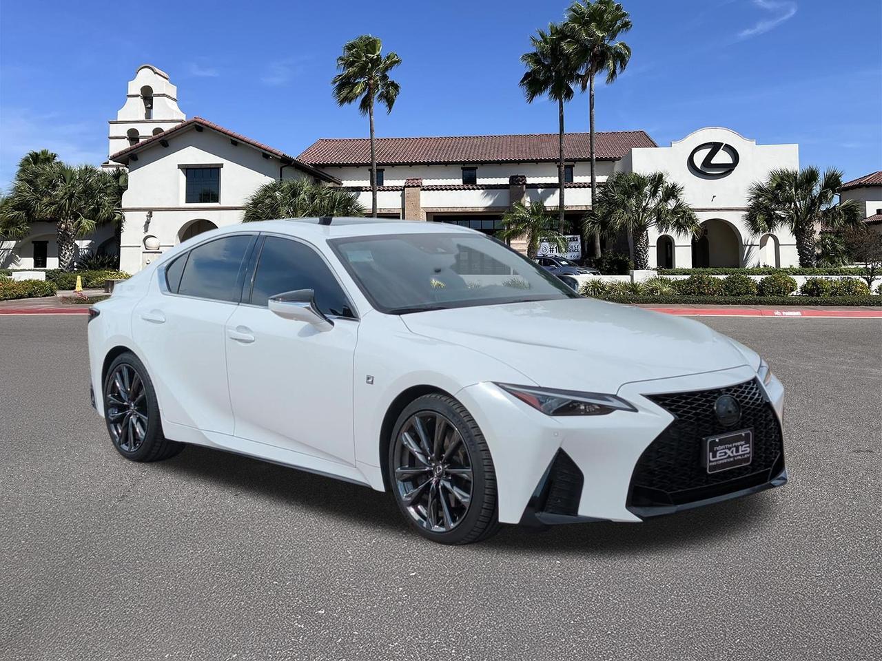 2023 Lexus IS