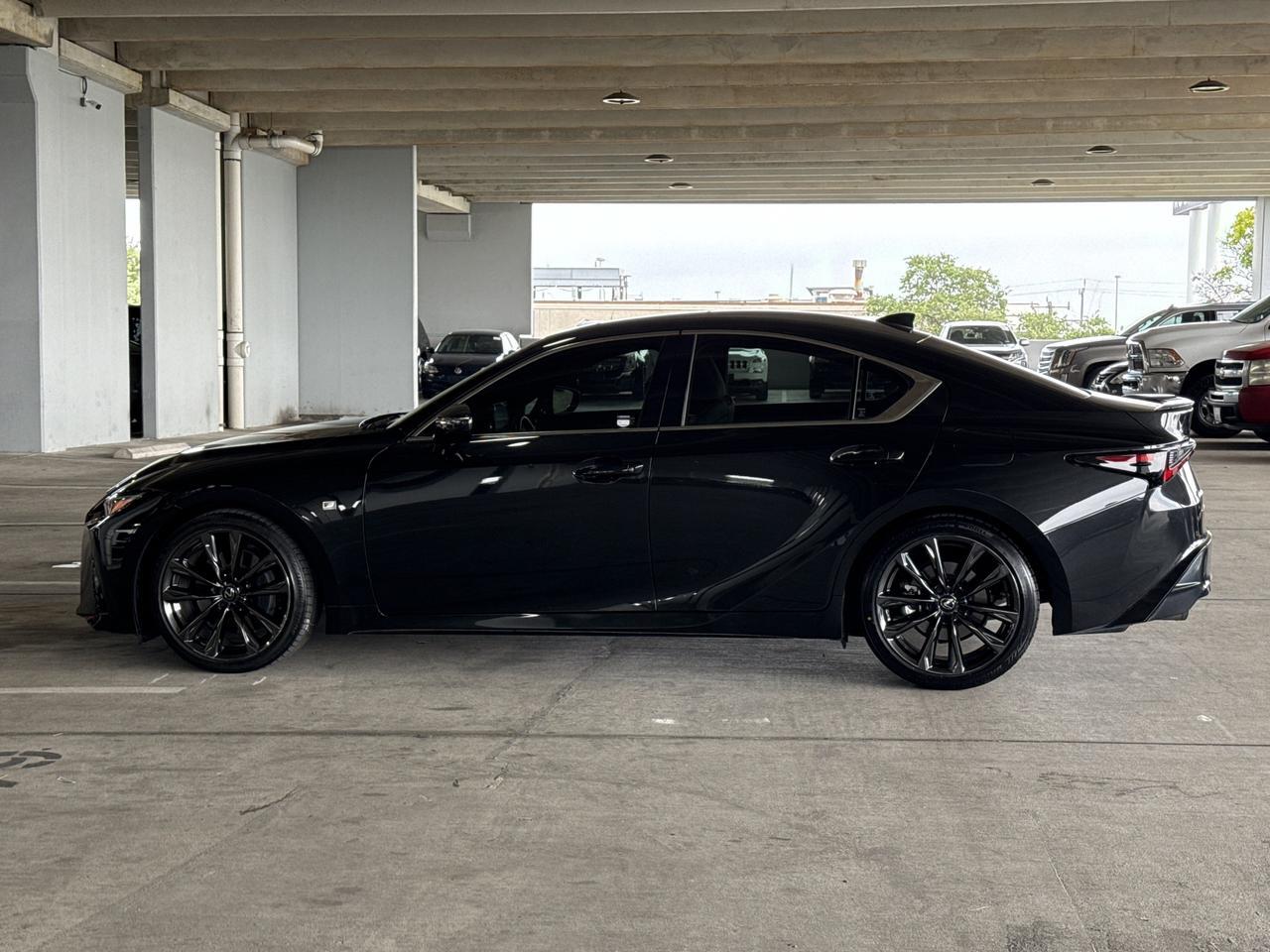 2023 Lexus IS