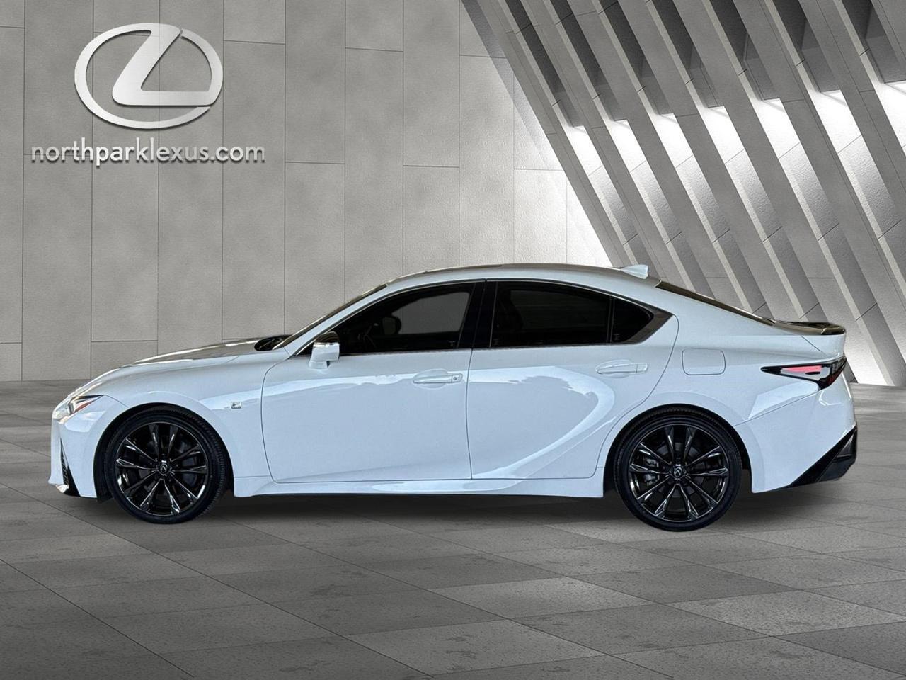 2023 Lexus IS