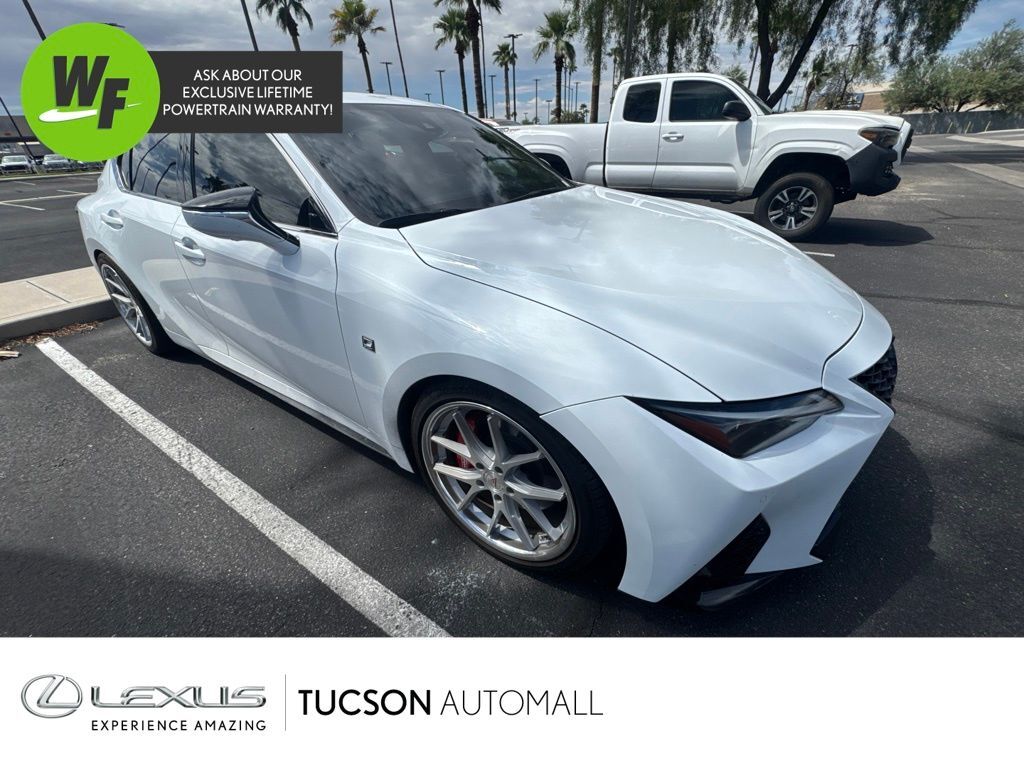 2023 Lexus IS