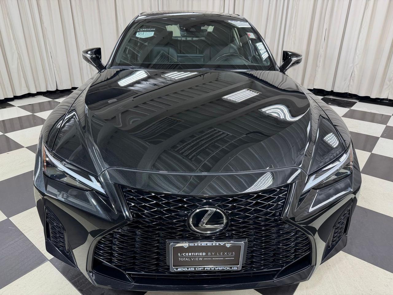 2023 Lexus IS