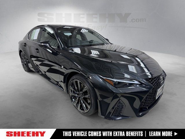 2023 Lexus IS