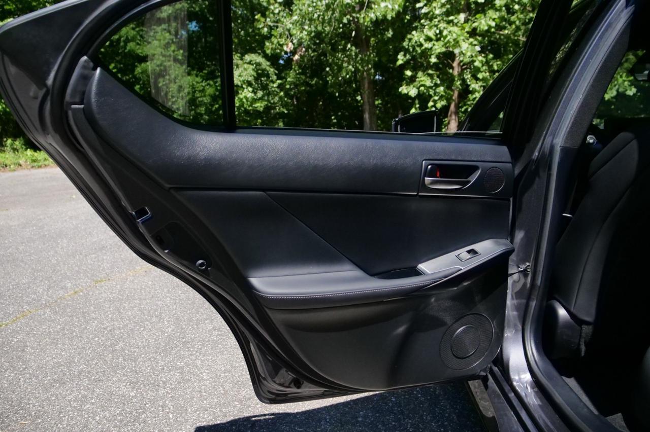 2023 Lexus IS 500 F SPORT Performance Premium / 5.0L V8! Lincolnton NC