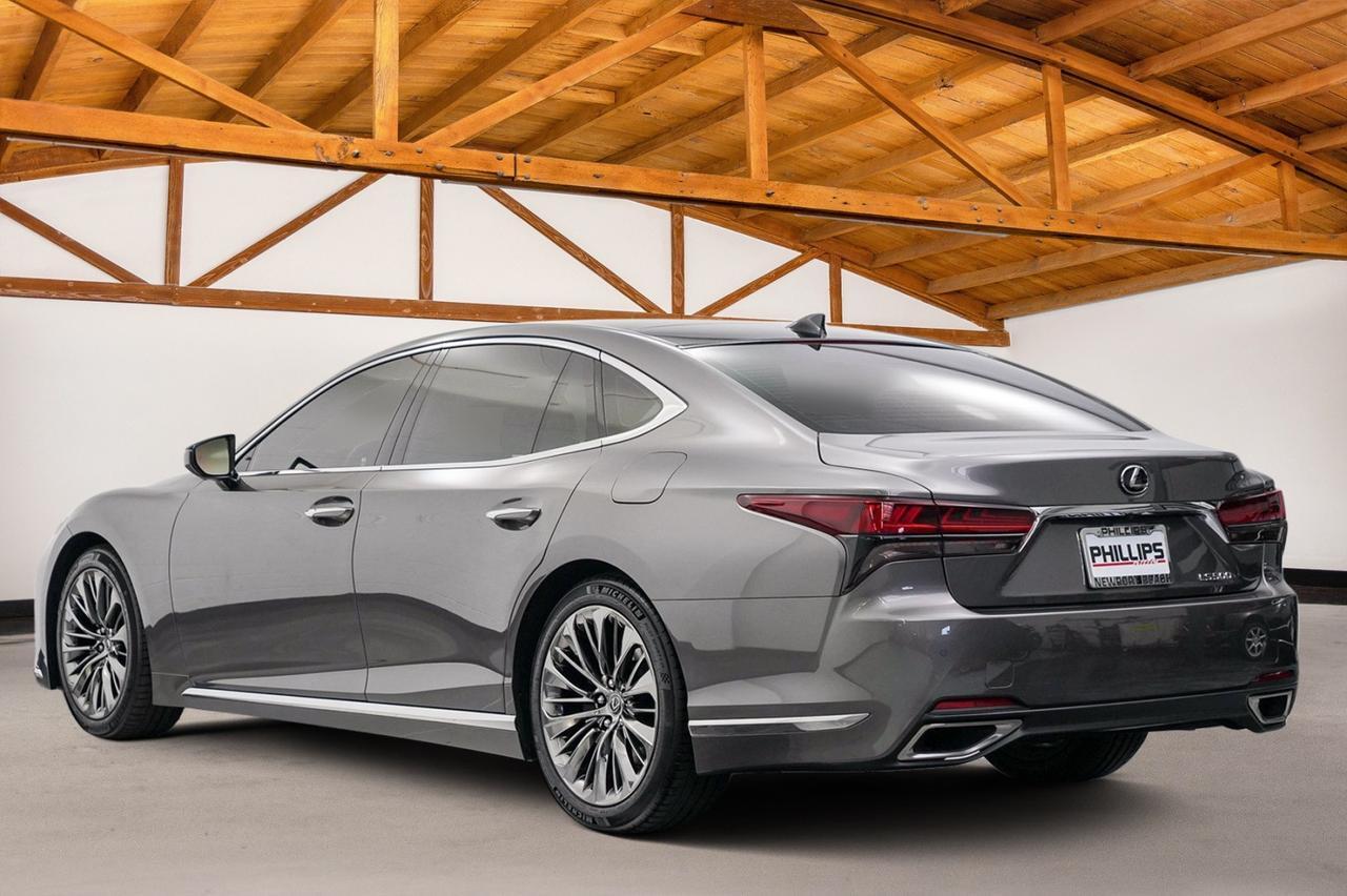 2023 Lexus LS 500 photo 3
