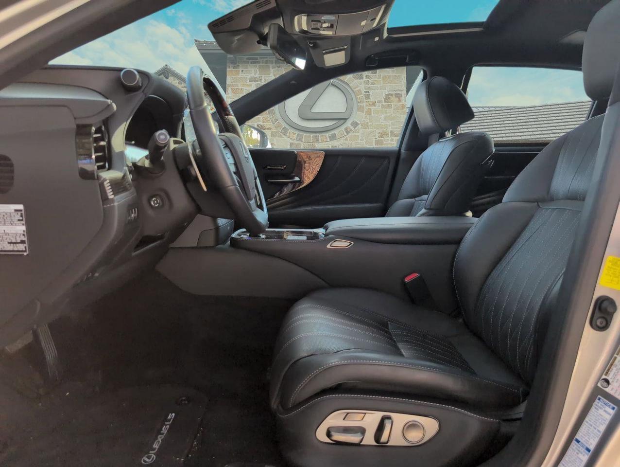 2023 Lexus LS 500h San Antonio TX