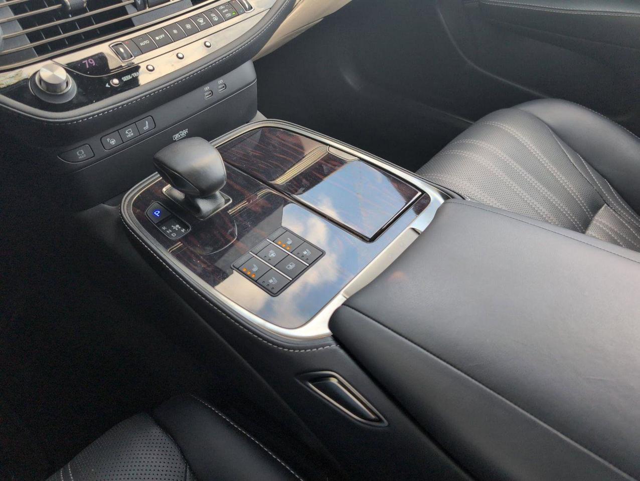 2023 Lexus LS 500h San Antonio TX