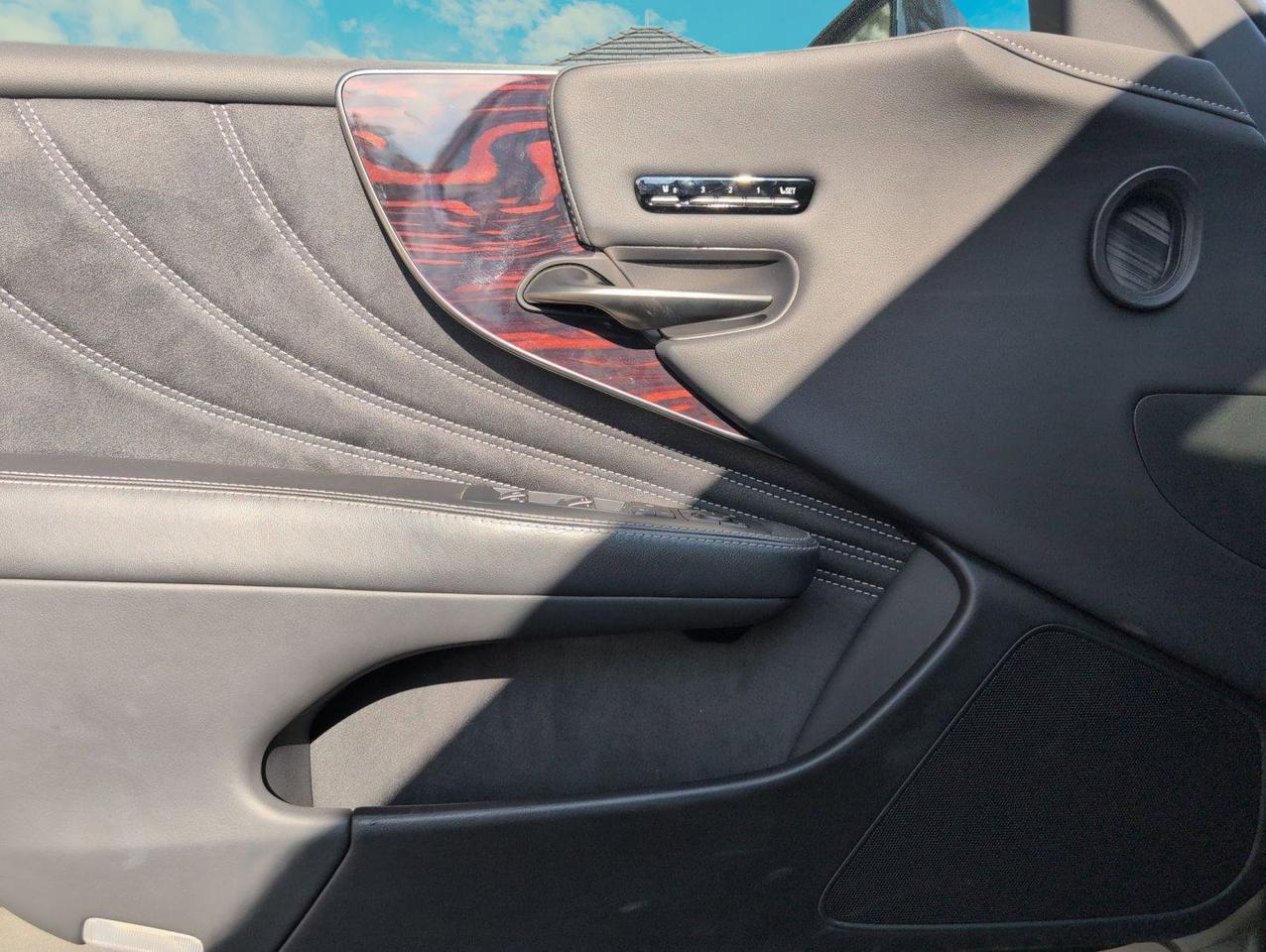 2023 Lexus LS 500h San Antonio TX