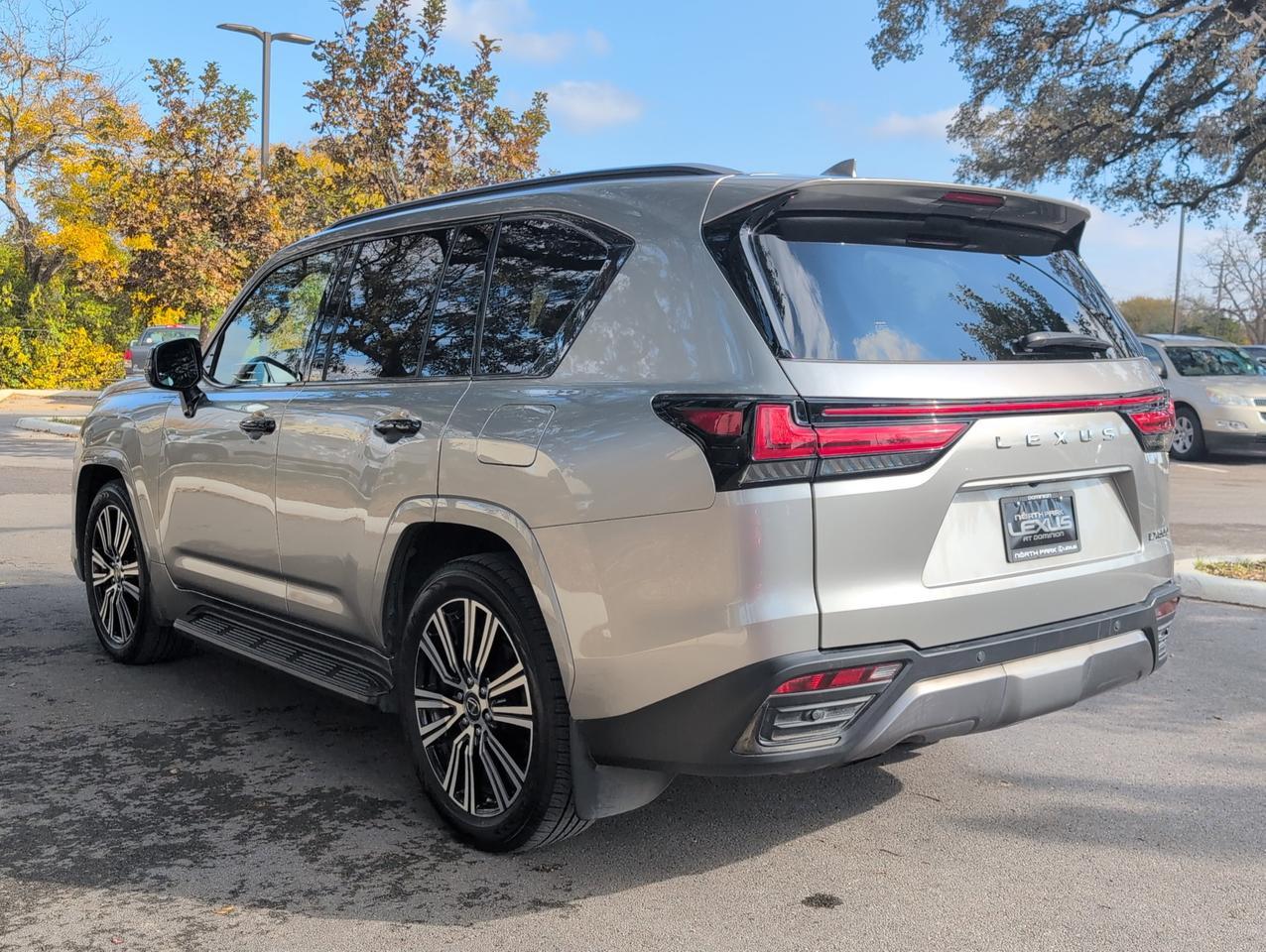 2023 Lexus LX 600 Luxury