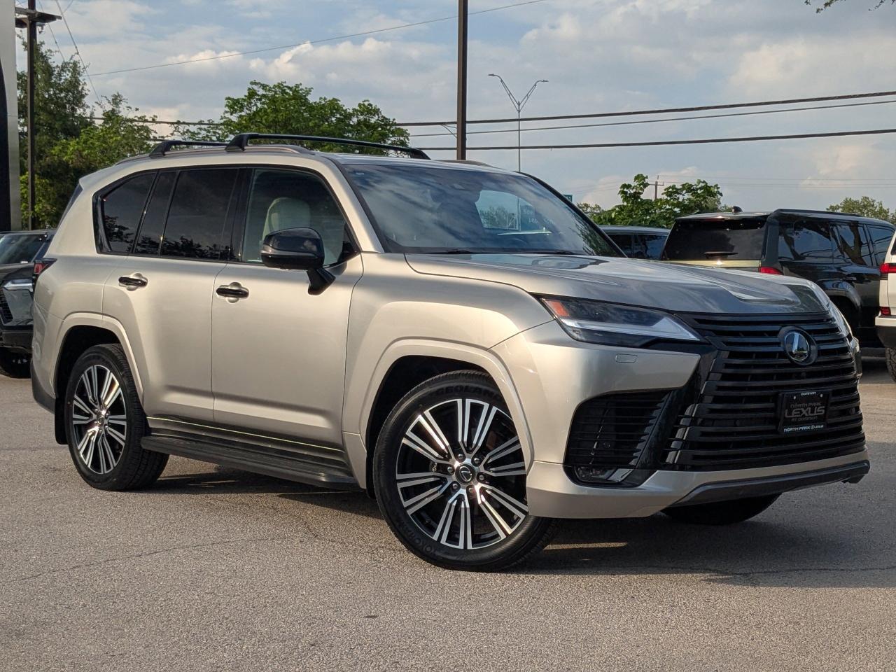 2023 Lexus LX 600 Luxury