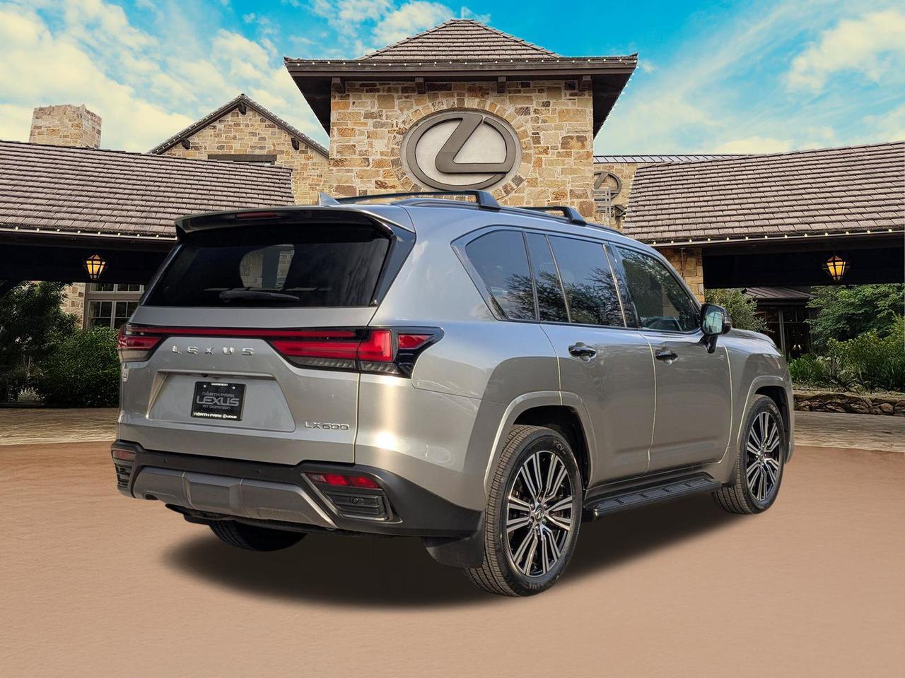 2023 Lexus LX 600 Luxury