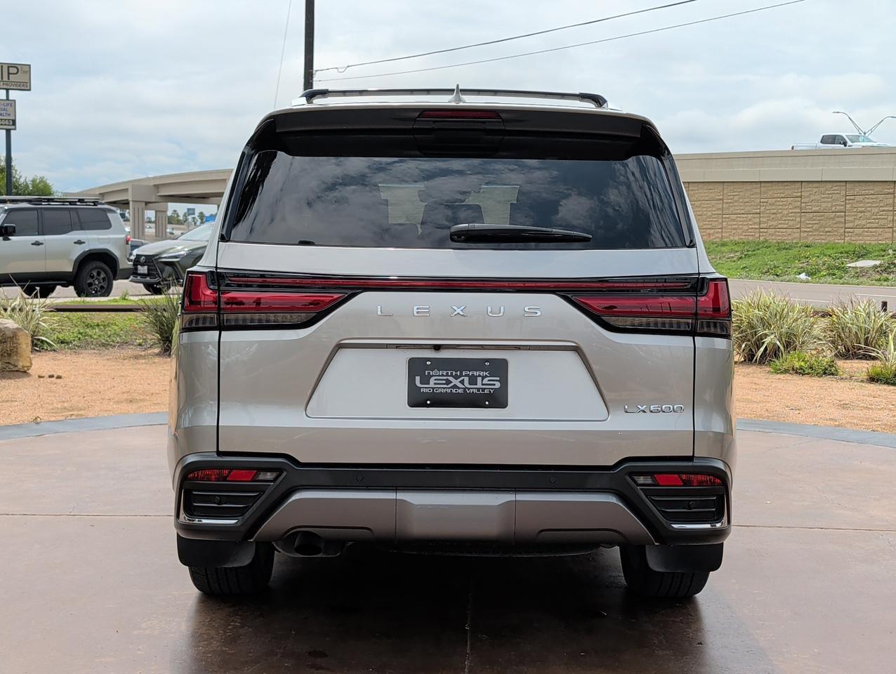 2023 Lexus LX 600 Luxury