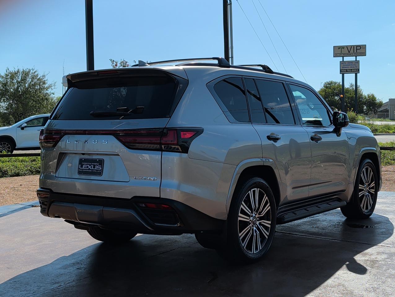 2023 Lexus LX 600 Luxury