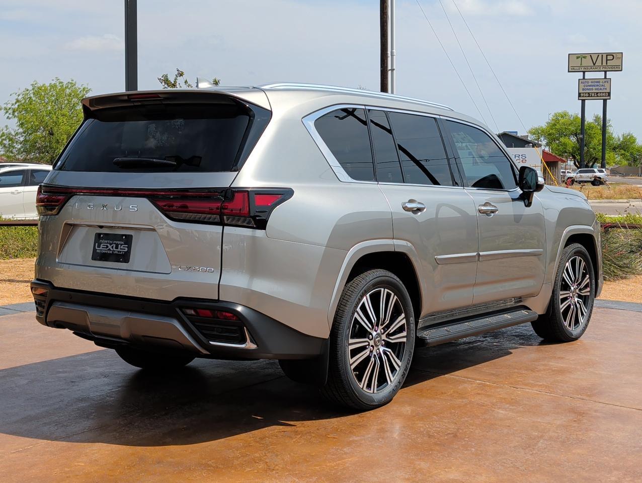 2023 Lexus LX 600 Luxury