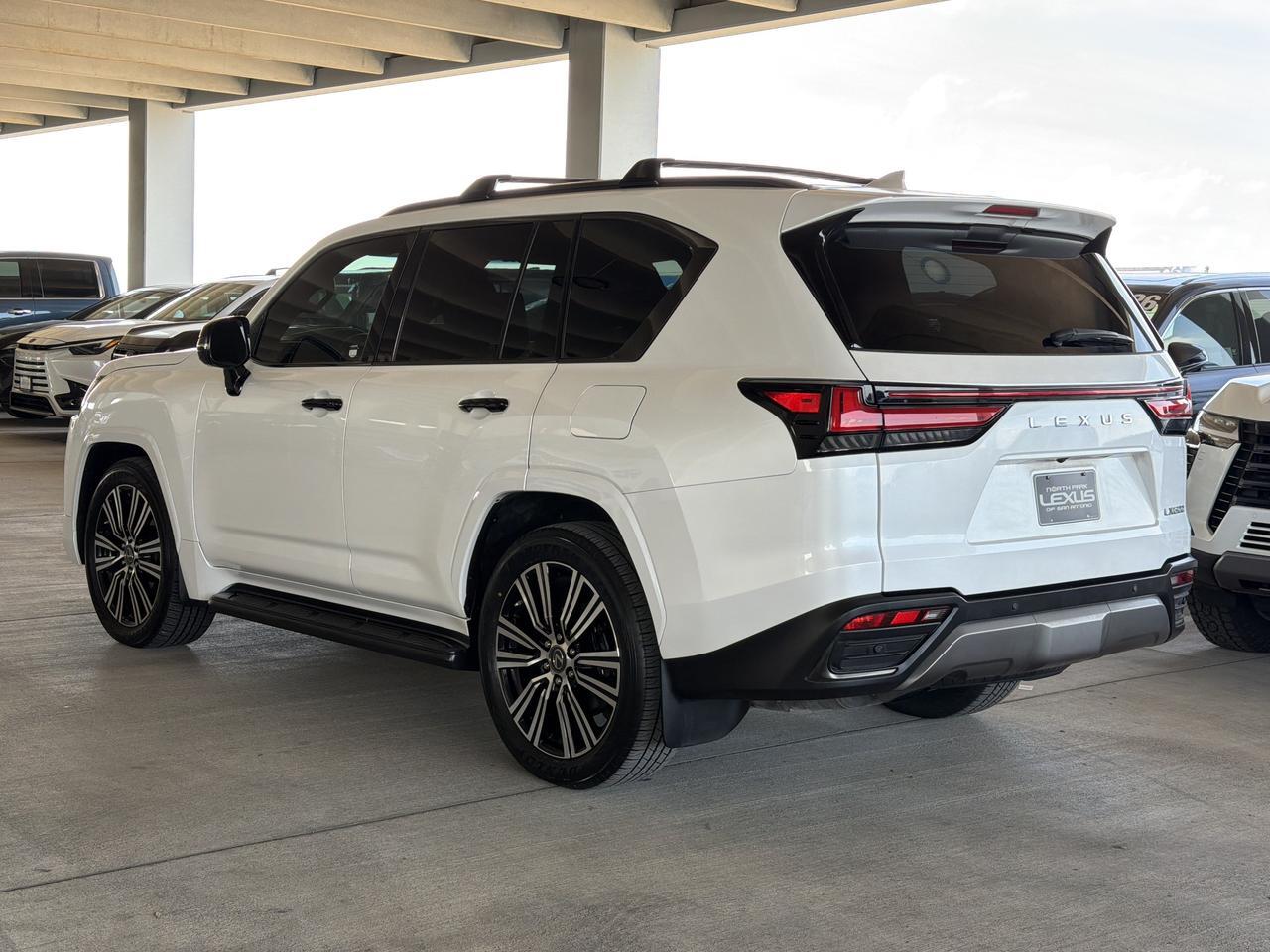 2023 Lexus LX 600 Luxury