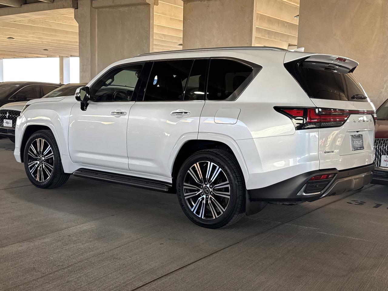 2023 Lexus LX 600 Luxury