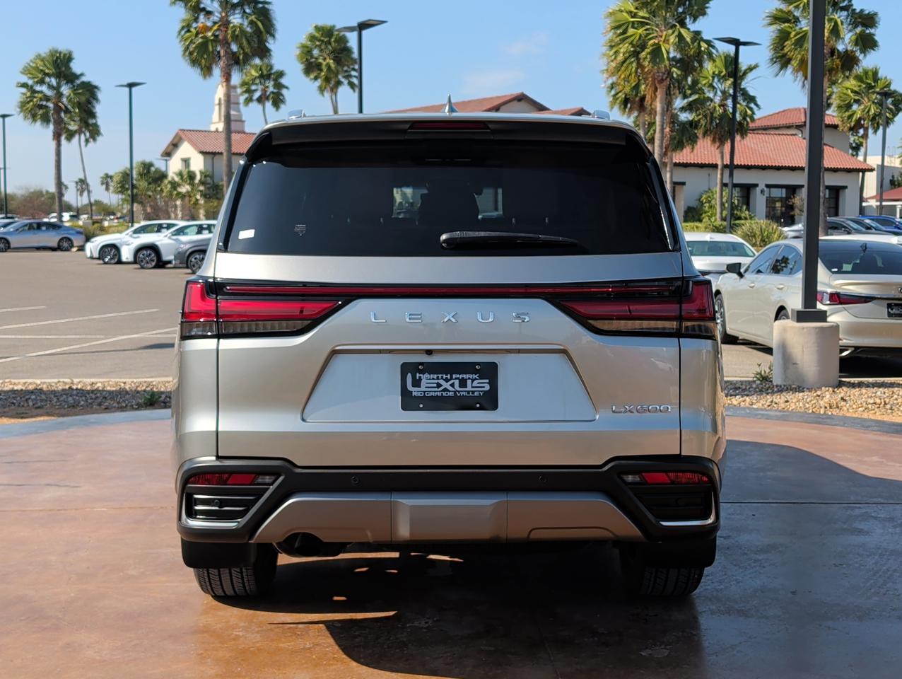 2023 Lexus LX 600 Premium