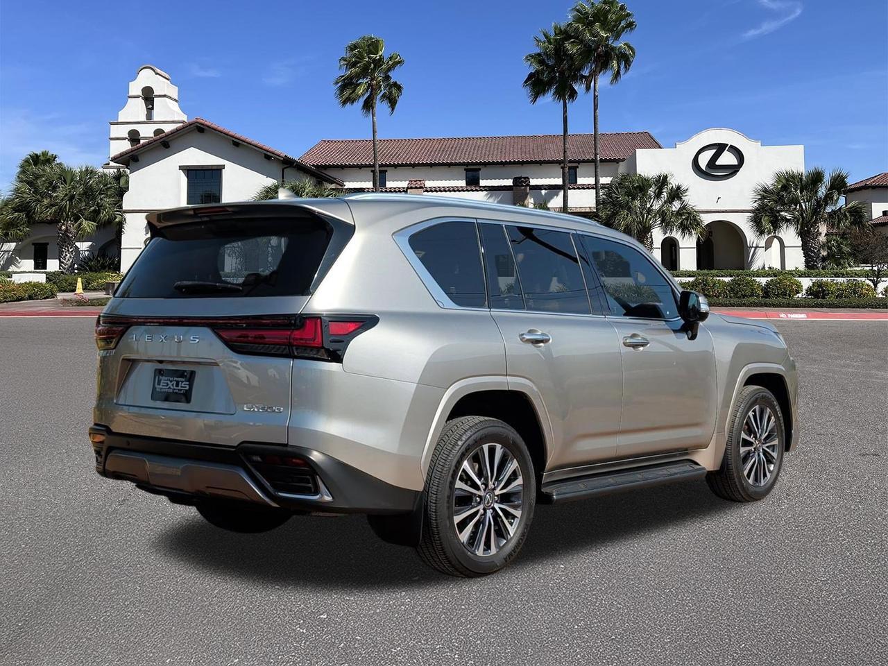 2023 Lexus LX 600 Premium