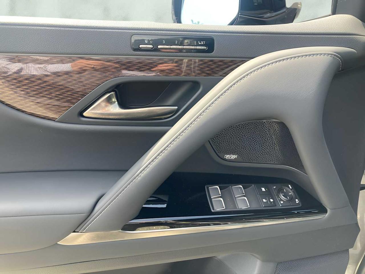 2023 Lexus LX 600 Ultra Luxury Woburn MA