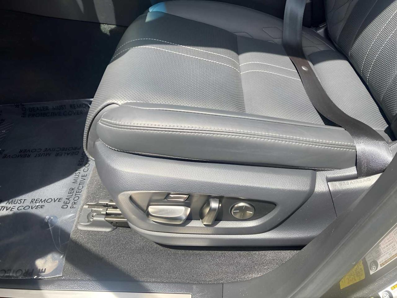 2023 Lexus LX 600 Ultra Luxury Woburn MA