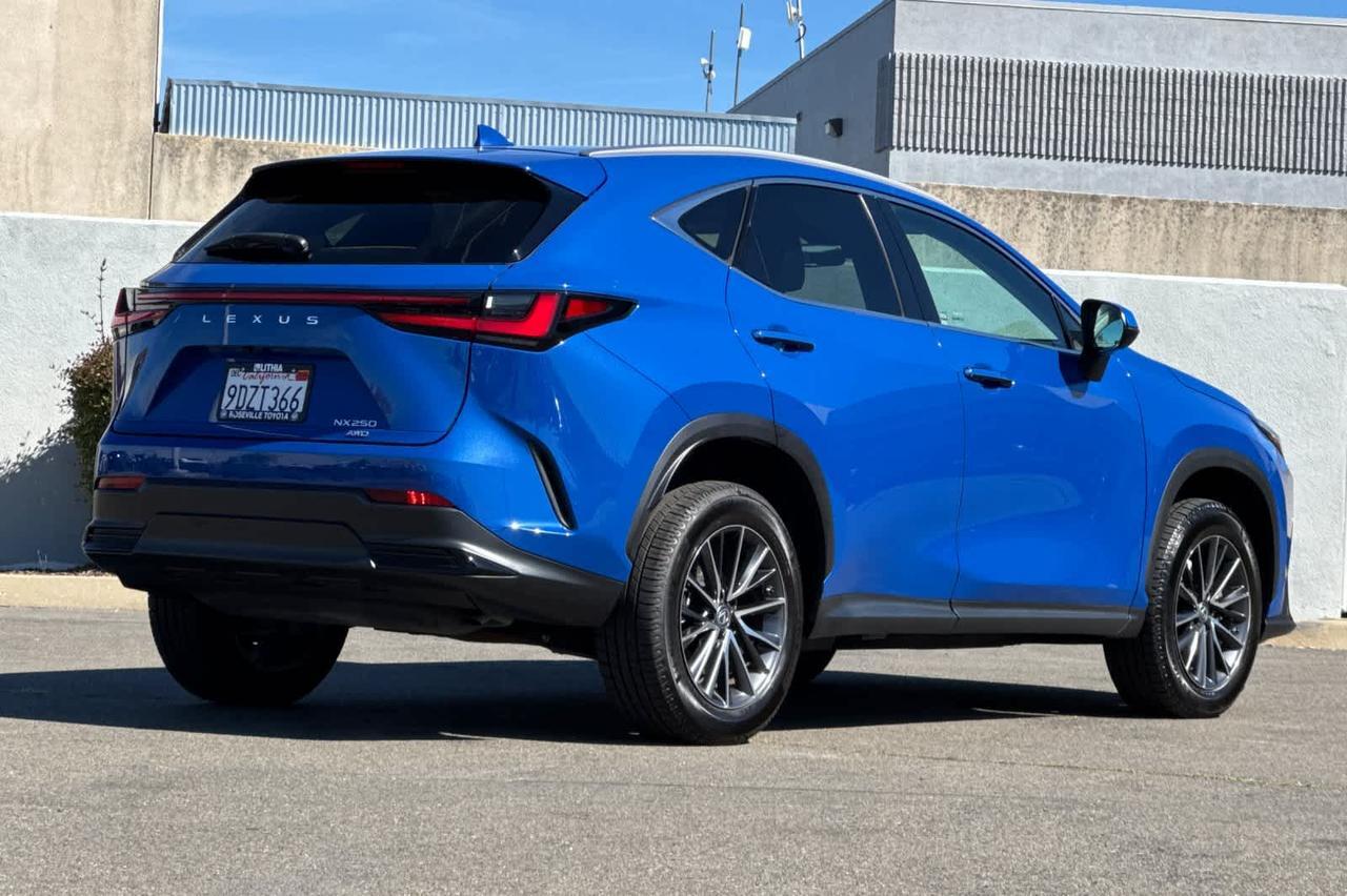 2023 Lexus NX 250