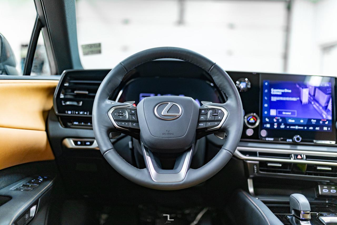 2023 Lexus RX 350 AWD Premium Leather Roof Nav BCam Red Deer AB
