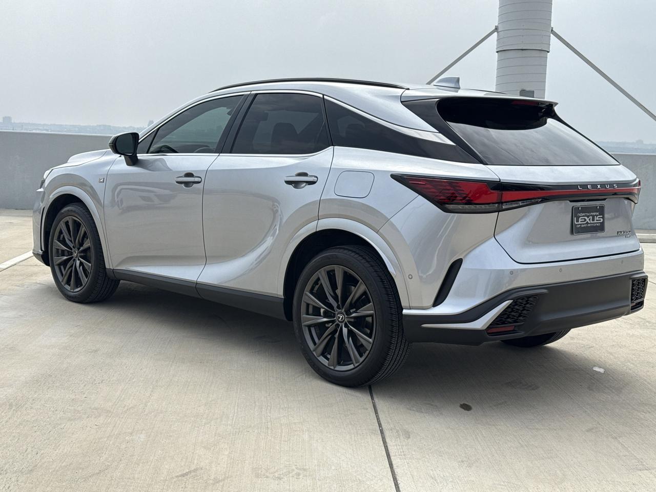 2023 Lexus RX 350 F SPORT Handling