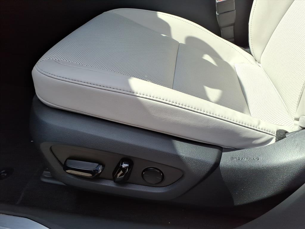 2023 Lexus RX 350h . Roanoke VA