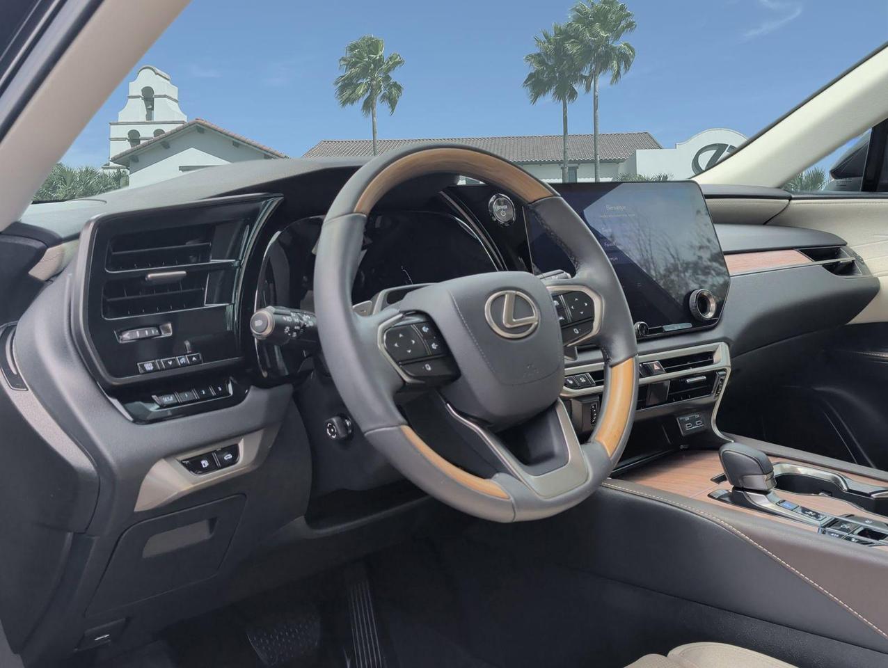 2023 Lexus RX 350h Luxury San Juan TX