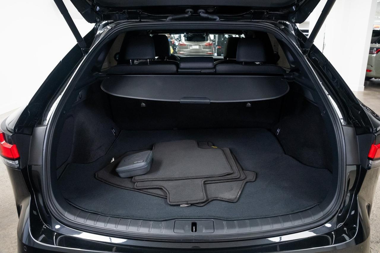 2023 Lexus RX 350h Premium 1 Owner Vented Seats Premium Grade Package Portland OR