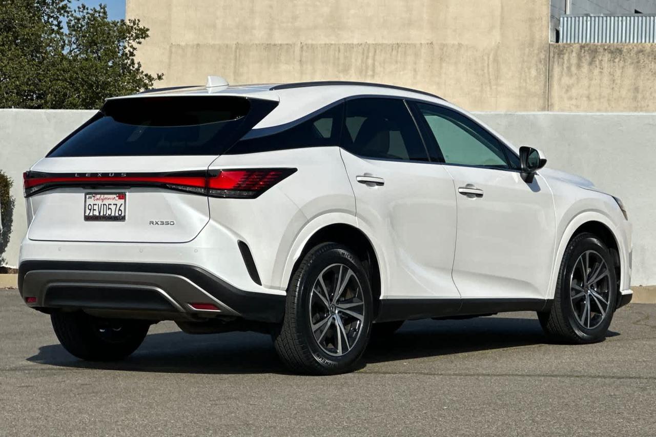 2023 Lexus RX Premium