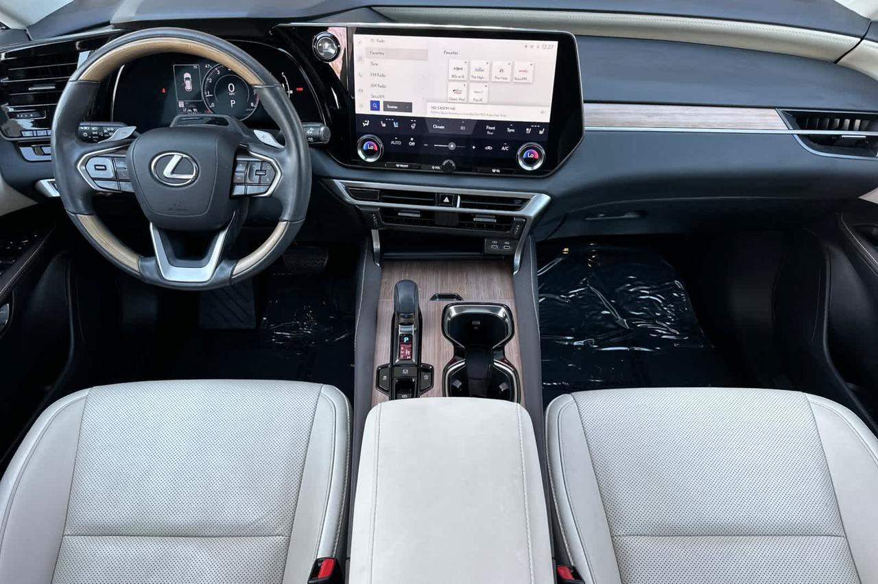 2023 Lexus RX Premium