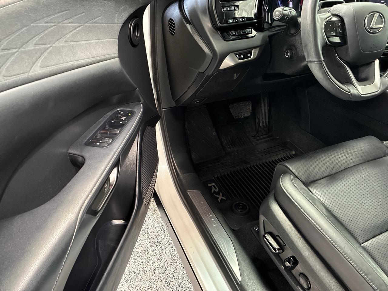 2023 Lexus RX350 Luxury, Pano Roof, Cold Area Pkg, Pano View Monitor, Traffic Jam Assist, Heat & Cool Seats, Triple Beam Headlights Houston TX