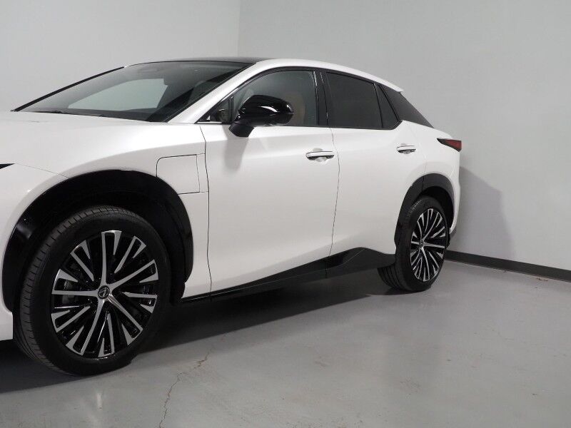 2023 Lexus RZ 450e Luxury AWD *HEADS-UP DISPLAY, NAVIGATION, ADAPTIVE CRUISE, SAFETY ALERTS, 360 VIEW CAMERAS, 14 INCH DISPLAY, DYNAMIC SKY PANO ROOF, ULTRASUEDE, CLIMATE SEATS, ADVANCED PARK, MARK LEVINSON, WIRELESS CHARGING Round Rock TX