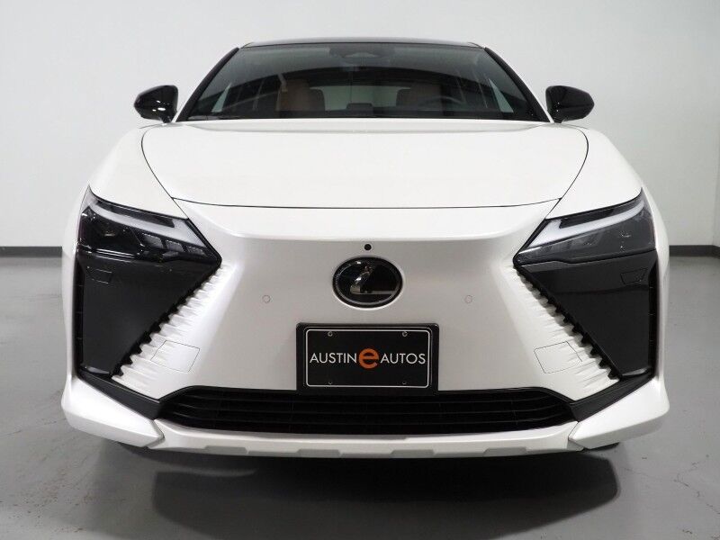 2023 Lexus RZ 450e Luxury AWD *HEADS-UP DISPLAY, NAVIGATION, ADAPTIVE CRUISE, SAFETY ALERTS, 360 VIEW CAMERAS, 14 INCH DISPLAY, DYNAMIC SKY PANO ROOF, ULTRASUEDE, CLIMATE SEATS, ADVANCED PARK, MARK LEVINSON, WIRELESS CHARGING Round Rock TX