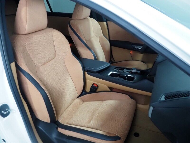 2023 Lexus RZ 450e Luxury AWD *HEADS-UP DISPLAY, NAVIGATION, ADAPTIVE CRUISE, SAFETY ALERTS, 360 VIEW CAMERAS, 14 INCH DISPLAY, DYNAMIC SKY PANO ROOF, ULTRASUEDE, CLIMATE SEATS, INTUITIVE PARK ASSIST, MARK LEVINSON, WIRELESS CHARGING