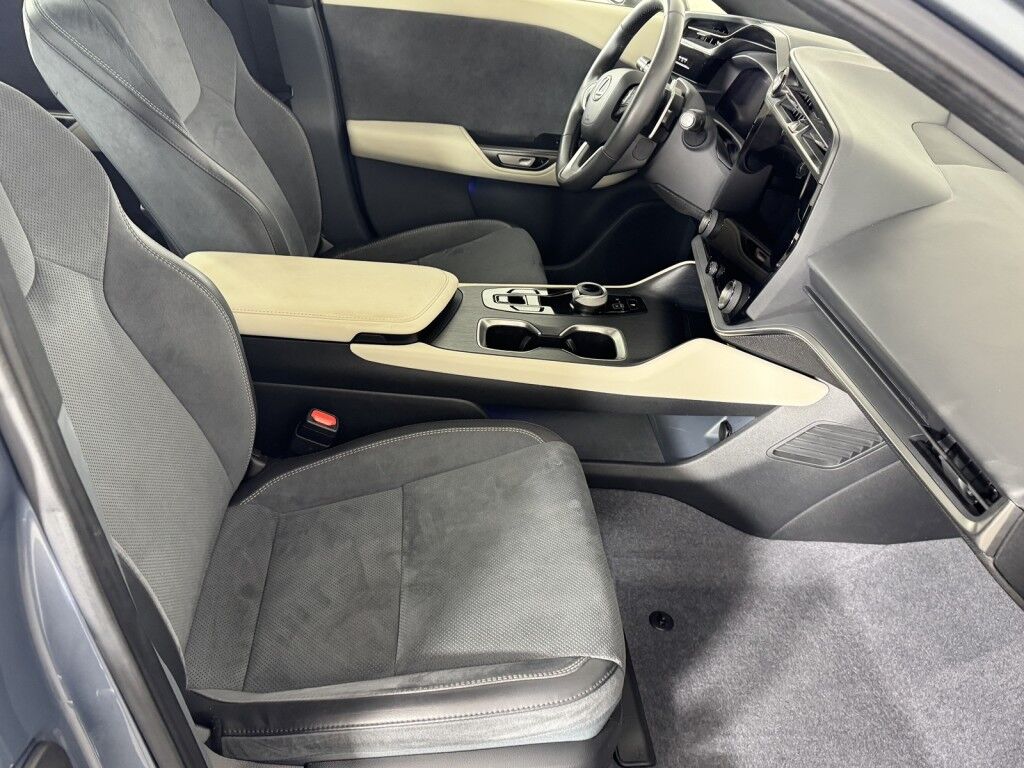 2023 Lexus RZ 450e Luxury AWD w/Dynamic Sky Roof Maumee OH