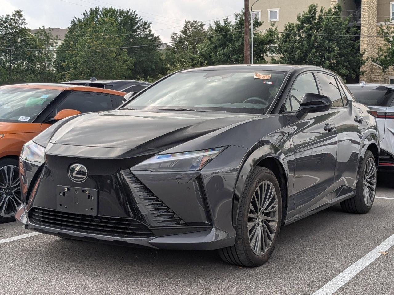 2023 Lexus RZ 450e Luxury