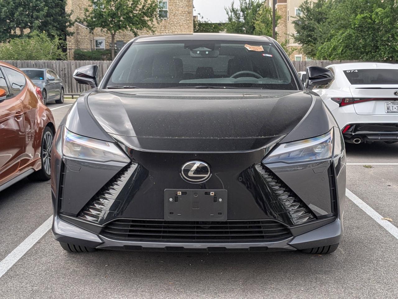 2023 Lexus RZ 450e Luxury