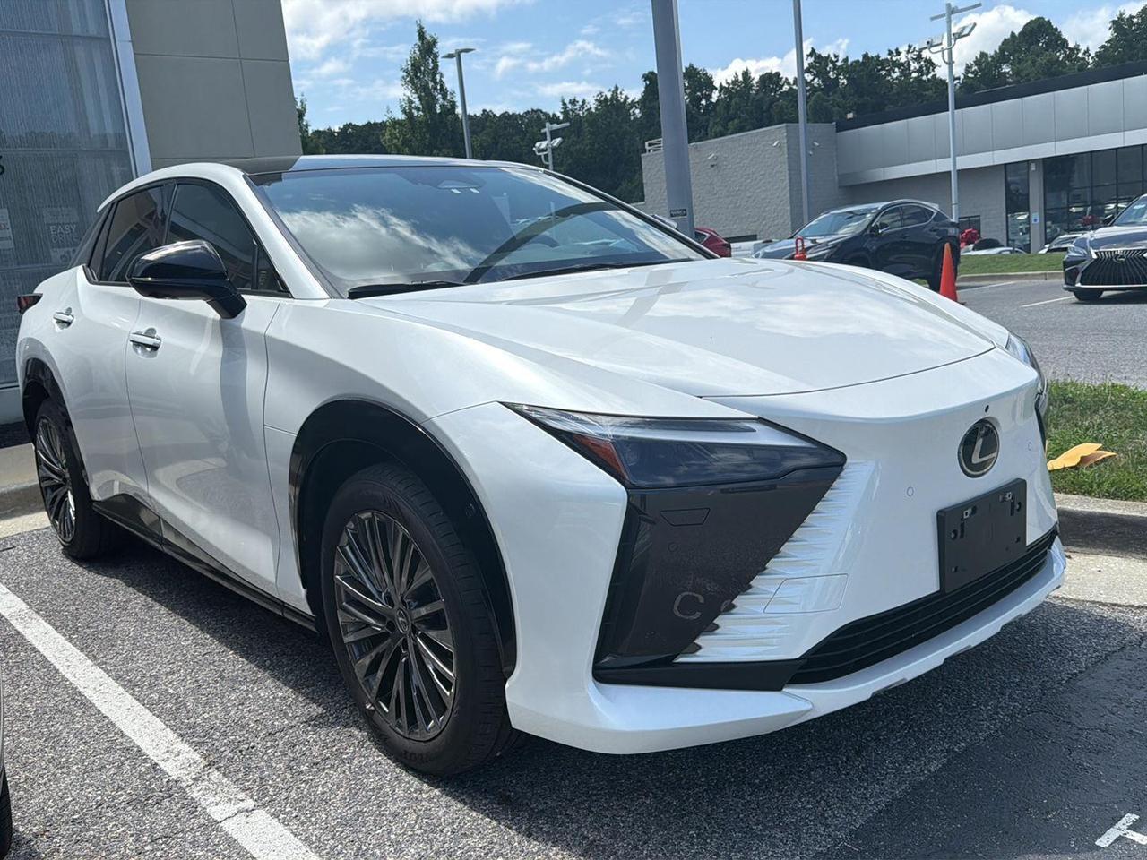 2023 Lexus RZ