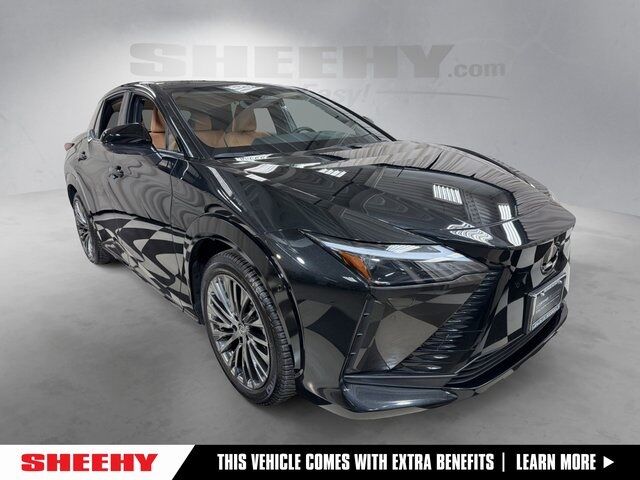 2023 Lexus RZ 450e Luxury