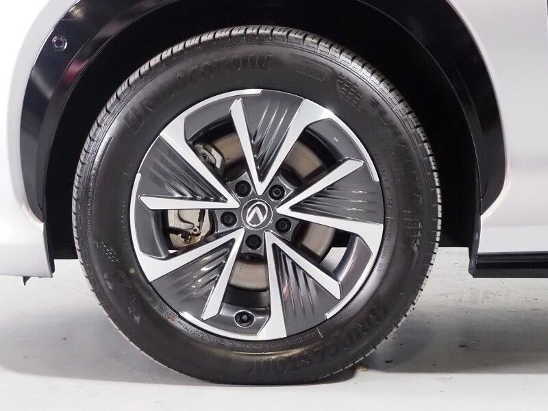 2023 Lexus RZ 450e Premium AWD *HEADS-UP DISPLAY, NAVIGATION, ADAPTIVE CRUISE, SAFETY ALERTS, 360 VIEW CAMERAS, 14 INCH DISPLAY, PANORAMA GLASS ROOF, CLIMATE SEATS, HEATED STEERING, ADVANCE PARK, WIRELESS CHARGING, ANDROID & APPLE Round Rock TX