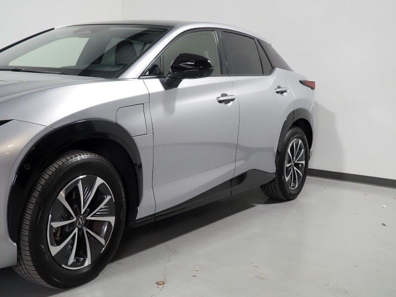 2023 Lexus RZ 450e Premium AWD *HEADS-UP DISPLAY, NAVIGATION, ADAPTIVE CRUISE, SAFETY ALERTS, 360 VIEW CAMERAS, 14 INCH DISPLAY, PANORAMA GLASS ROOF, CLIMATE SEATS, HEATED STEERING, ADVANCE PARK, WIRELESS CHARGING, ANDROID & APPLE Round Rock TX