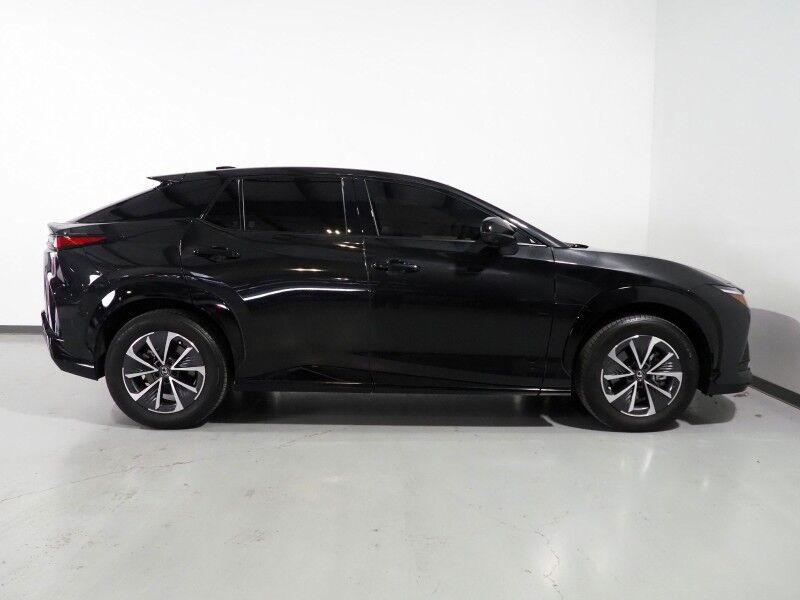 2023 Lexus RZ 450e Premium AWD *HEADS-UP DISPLAY, NAVIGATION, ADAPTIVE CRUISE, SAFETY ALERTS, 360 VIEW CAMERAS, 14 INCH DISPLAY, PANORAMA GLASS ROOF, CLIMATE SEATS, HEATED STEERING, ADVANCE PARK, WIRELESS CHARGING, ANDROID & APPLE Round Rock TX