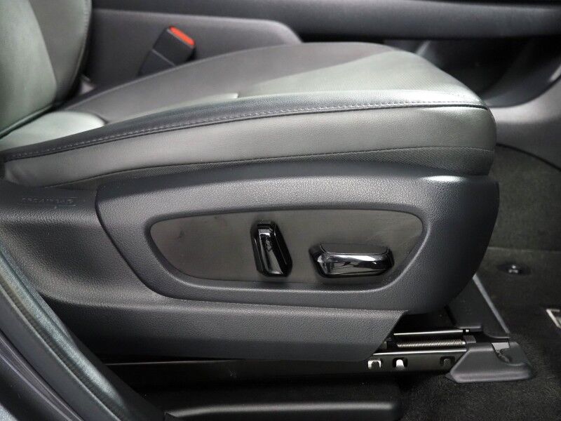 2023 Lexus RZ 450e Premium AWD *HEADS-UP DISPLAY, NAVIGATION, ADAPTIVE CRUISE, SAFETY ALERTS, 360 VIEW CAMERAS, 14 INCH DISPLAY, PANORAMA GLASS ROOF, CLIMATE SEATS, HEATED STEERING, ADVANCE PARK, WIRELESS CHARGING, ANDROID & APPLE Round Rock TX