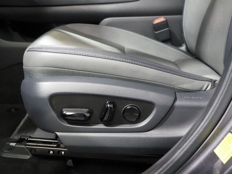 2023 Lexus RZ 450e Premium AWD *HEADS-UP DISPLAY, NAVIGATION, ADAPTIVE CRUISE, SAFETY ALERTS, 360 VIEW CAMERAS, 14 INCH DISPLAY, PANORAMA GLASS ROOF, CLIMATE SEATS, HEATED STEERING, ADVANCE PARK, WIRELESS CHARGING, ANDROID & APPLE Round Rock TX