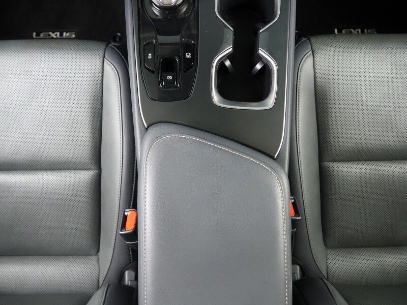 2023 Lexus RZ 450e Premium AWD *HEADS-UP DISPLAY, NAVIGATION, ADAPTIVE CRUISE, SAFETY ALERTS, 360 VIEW CAMERAS, 14 INCH DISPLAY, PANORAMA GLASS ROOF, CLIMATE SEATS, HEATED STEERING, ADVANCE PARK, WIRELESS CHARGING, ANDROID & APPLE Round Rock TX